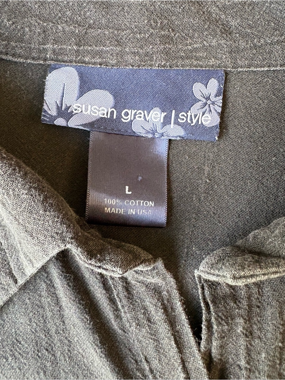 Vintage Susan Graver Women’s textured 100% cotton Button-Down Casual Shirt - Picture 2 of 7